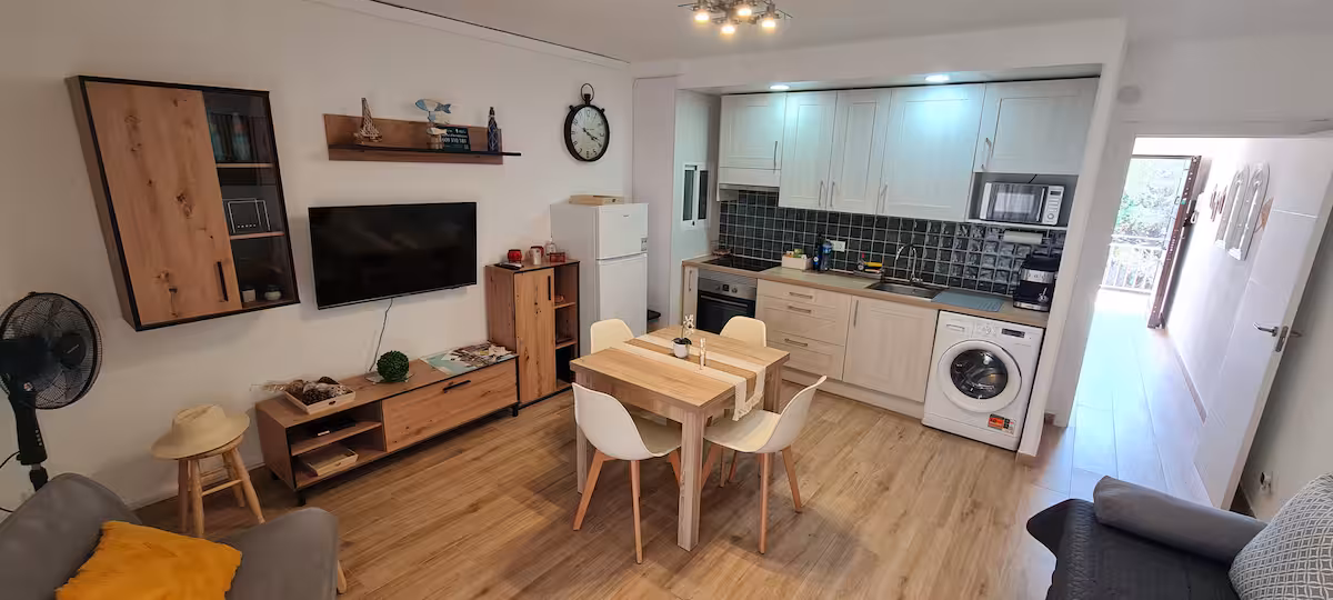 Fotografía del alojamiento Luengihouse en Lloret de Mar